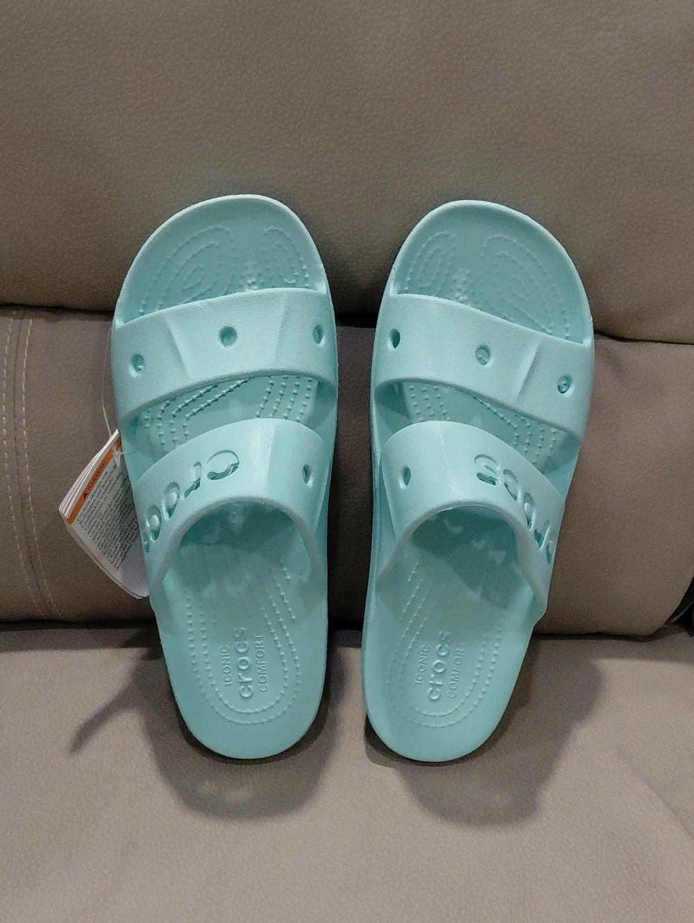 CROCS nwt size